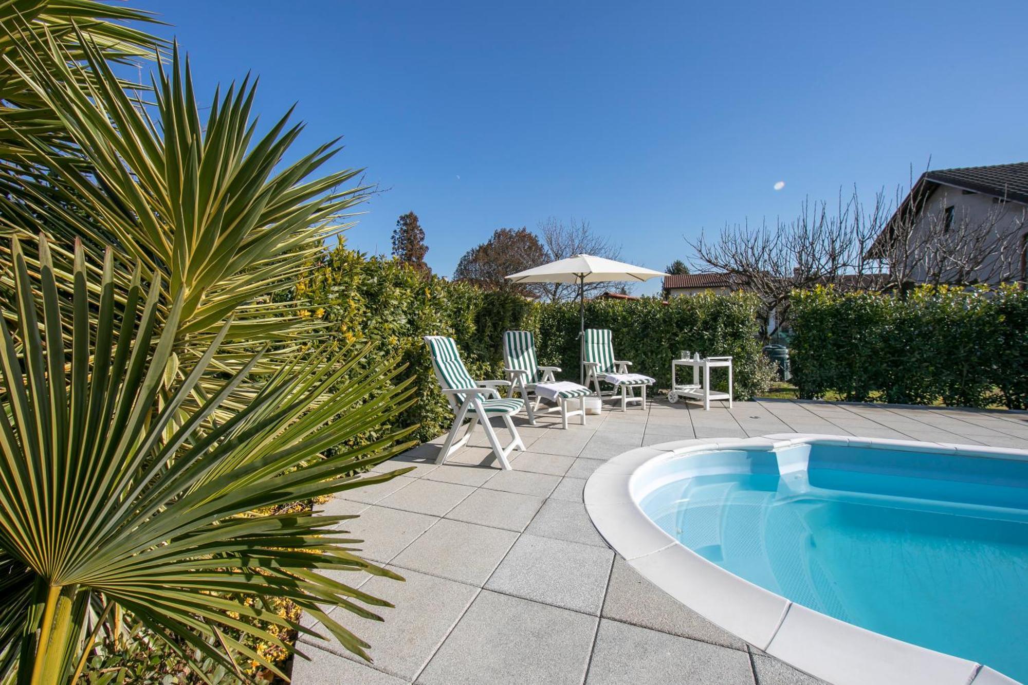 Casa Amabile With Salty Water Pool - Happy Rentals Reno Di Leggiuno Zewnętrze zdjęcie